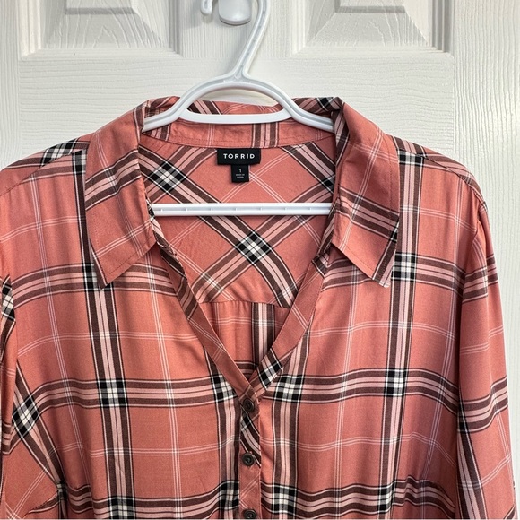 Torrid Women's Coral/Orange Plaid Long Sleeve Blouse - Size 1 - NWOT - Picture 2 of 11